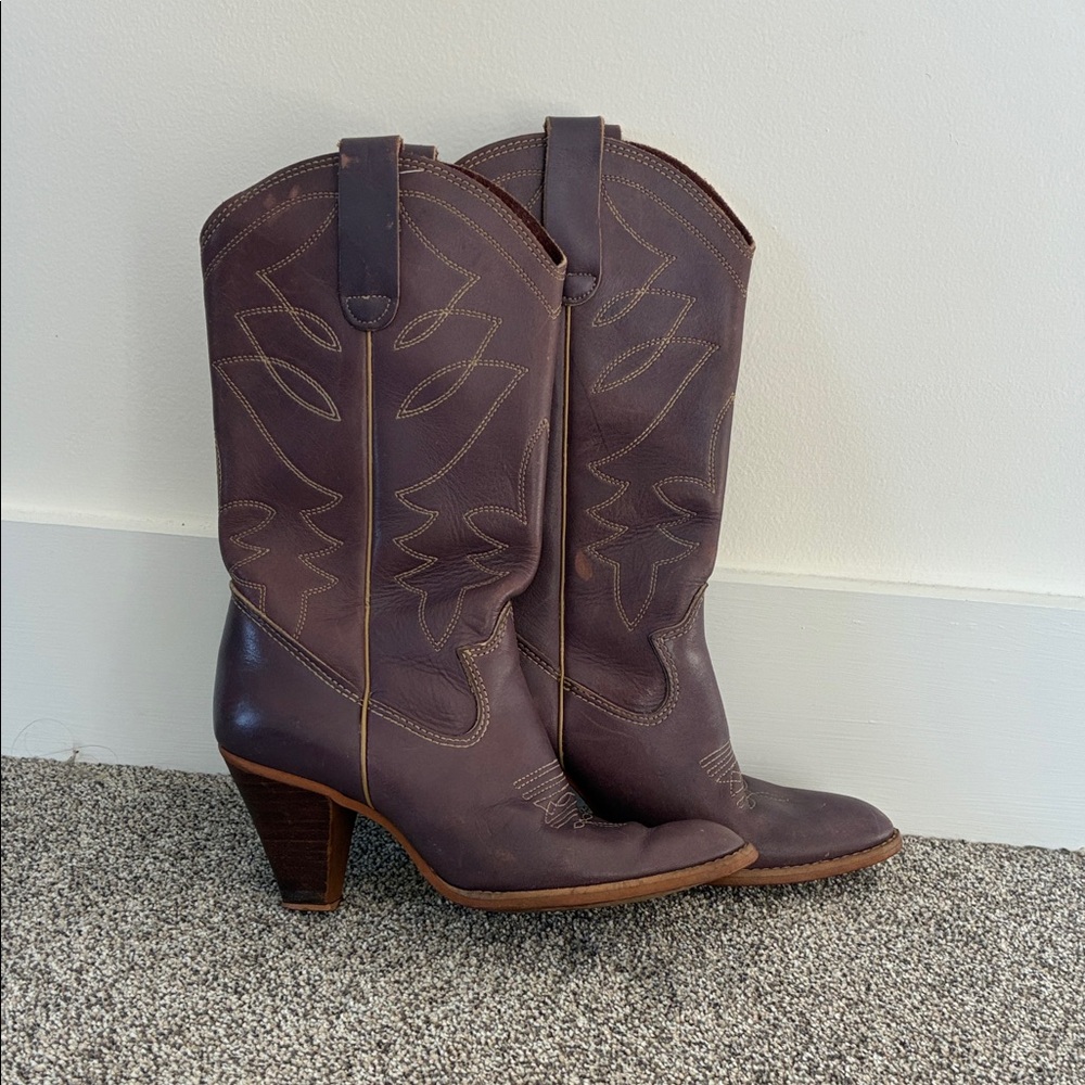 Vintage Women's Plum Leather Western Boots